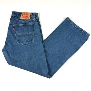 Levis 514 Jeans Men Size 34 X 30 Zip fly straight Fit Medium Wash
